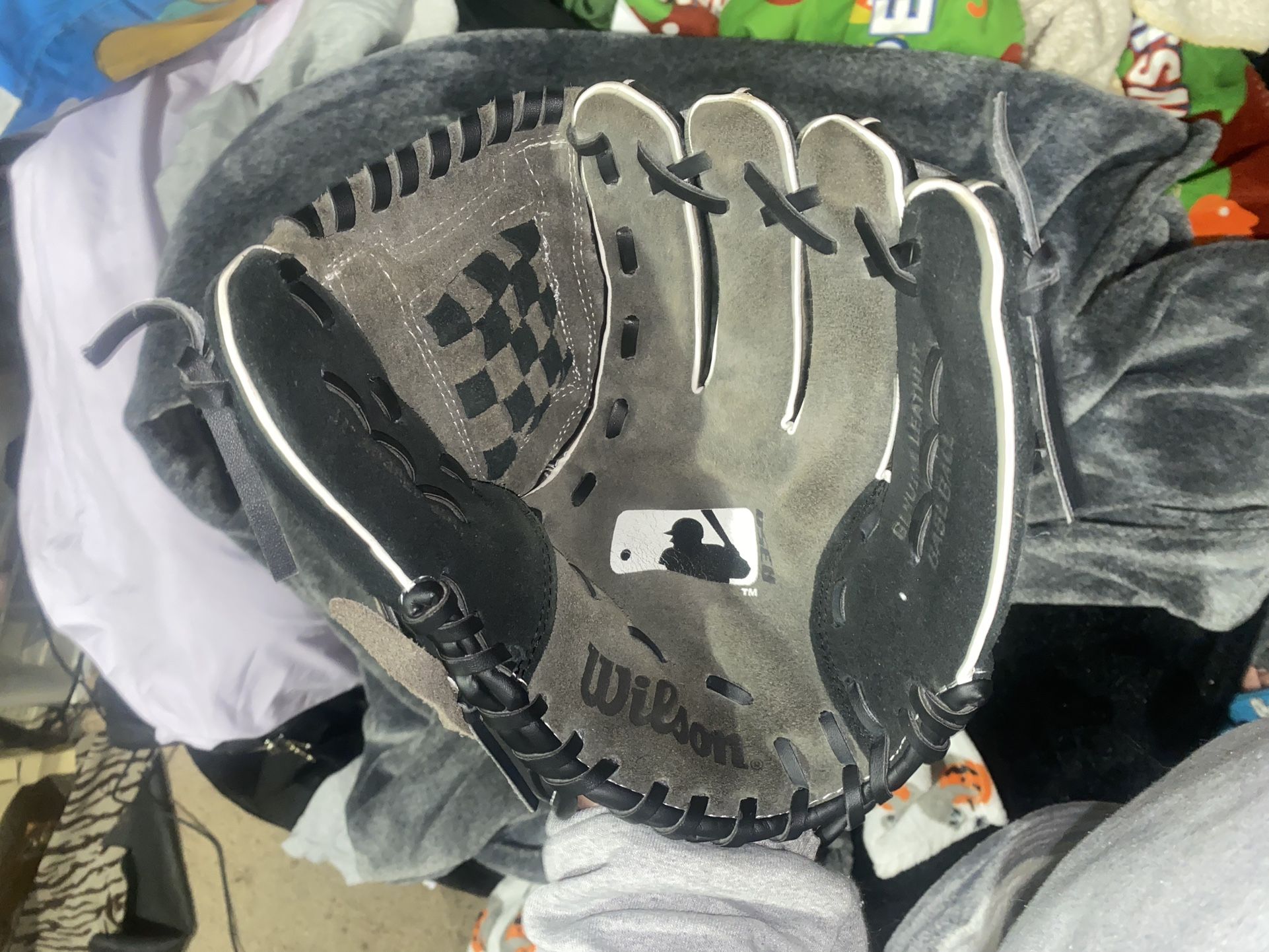 Wilson 350 Series 12.5” Baseball Glove