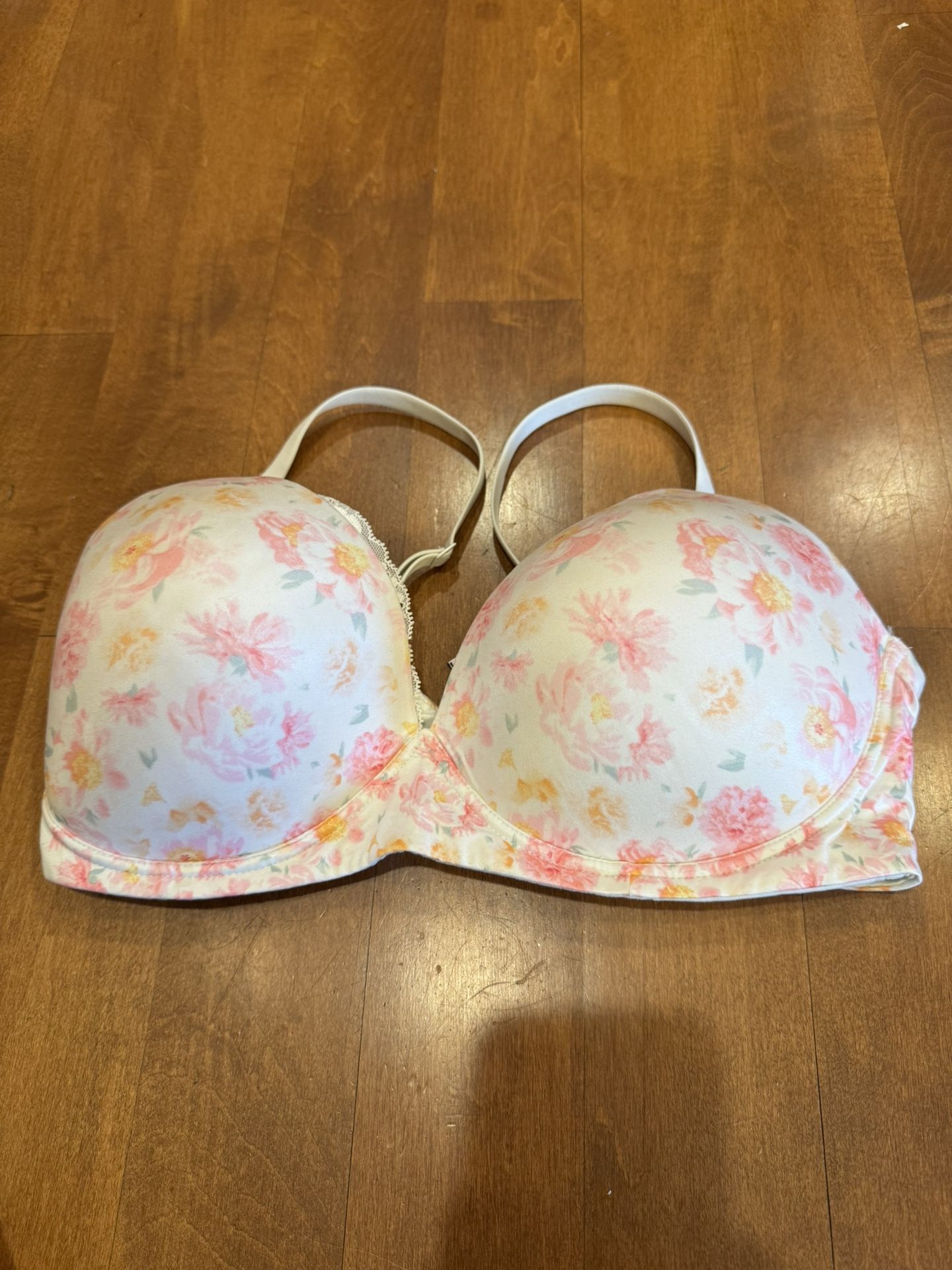 Woman’s body by Victoria’s Secret bra shipping available