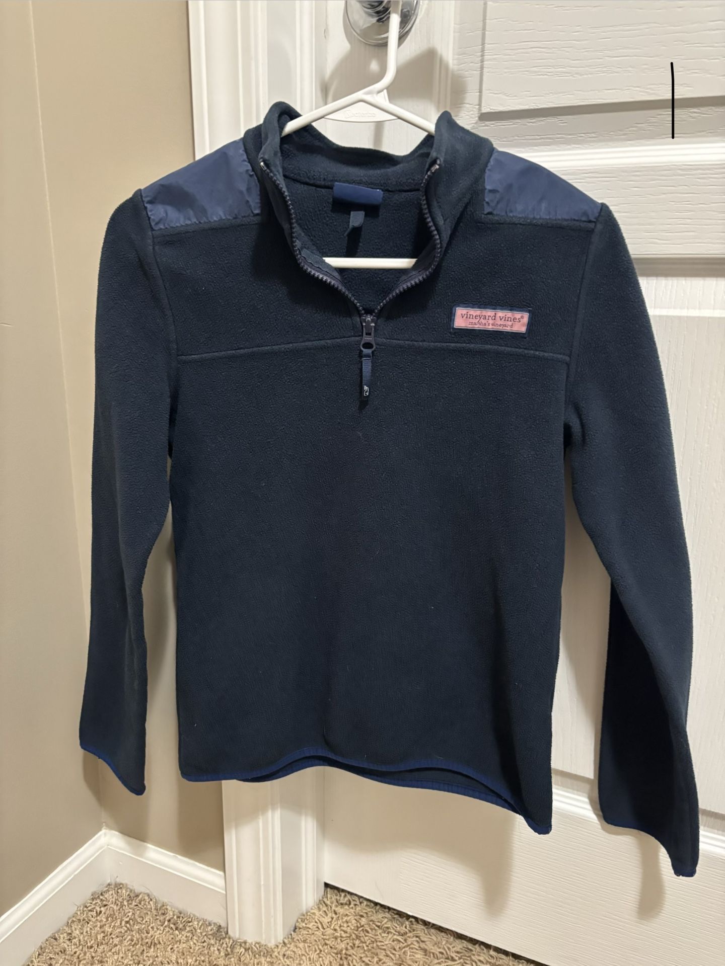 Boys Vineyard Vines Fleece Quarter Zip Top-Size Medium