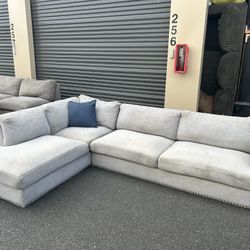 Sectional Couch 