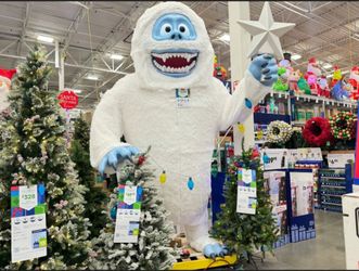 Bumble Christmas decor