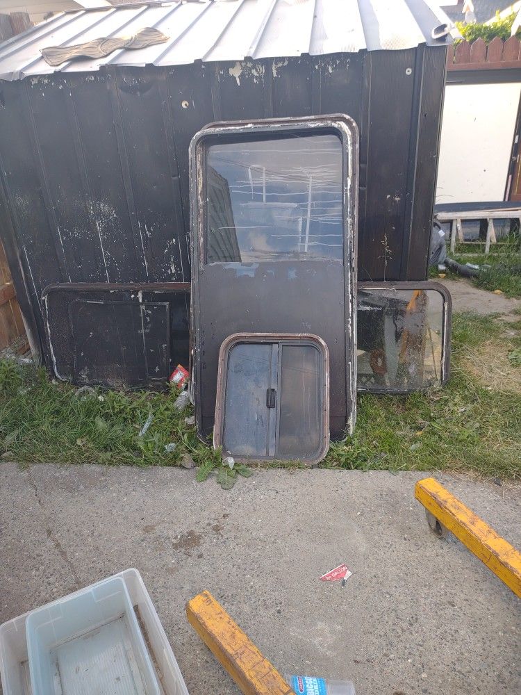 Windows For An RV