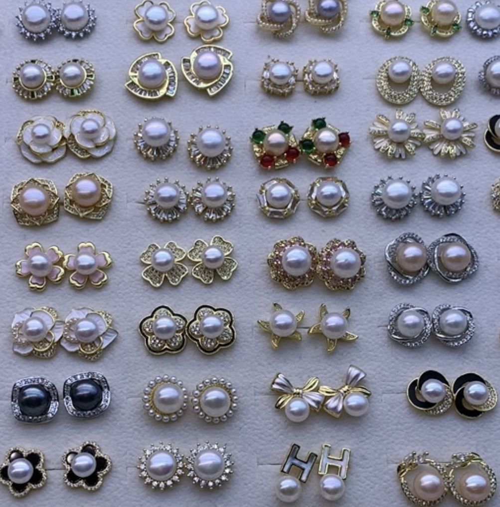 Natural Pearls Earrings 