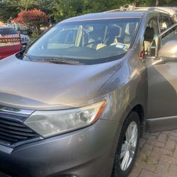 2012 Nissan Quest