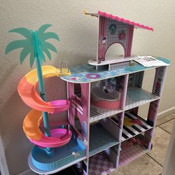 LOL Doll House 