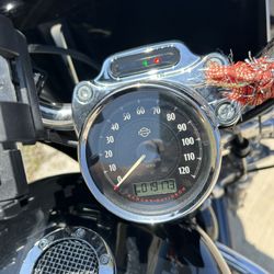 2015 Harley Davidson Custom 1200