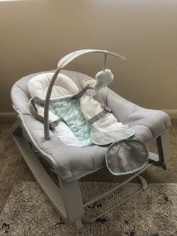 Ingenuity Keep Cozy Rocking Seat