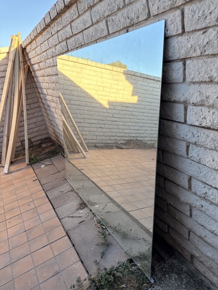 Mirror 68" x 62" - FREE