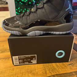 Jordan 11 Gamma Blue 