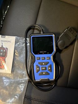 OBDII V519 Car Diagnostic Scanner