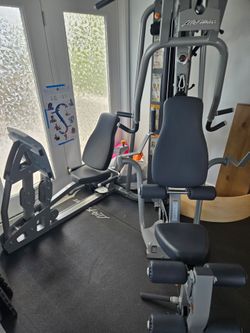 Life Fitness G4 Home Gym