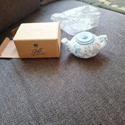 Avon Teapot Candle