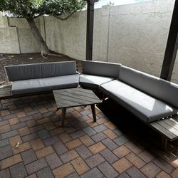 All Modern Outdoor 4 Piece Sectional Couch (includes table)