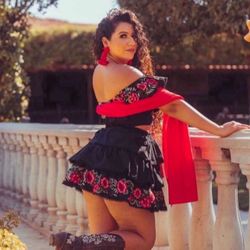 Vestidos Mexicanos Bordados ✨ Mexican Dresses & Blouses, Women & Girls ✨ ✨ Prices Vary - Precios Variados 