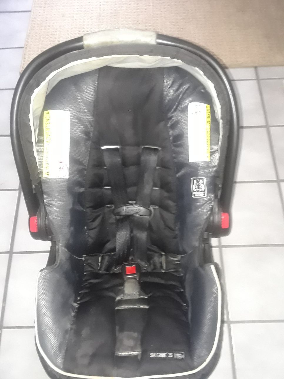 GRACO SNUGRIDE 35 BABY CAR SEAT