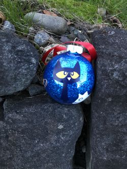 Pete the cat ornament
