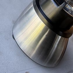 Oster Blender 600w , no cup!