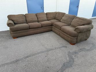 Couch sectional - free delivery