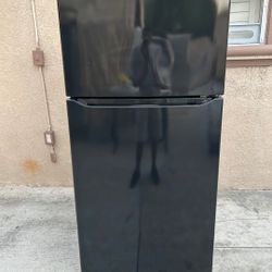 3MONTHS WARRANTY 30X33X66 LG FRIDGE 20CUFT BLACK 
