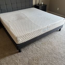 FREE King size mattress, no frame