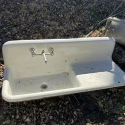 Porcelain antique sink Kohler model