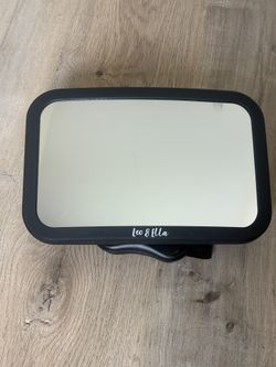 Leo And Ella Car Seat mirror - Tesla