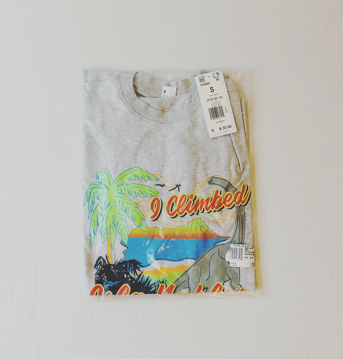 Reebok x Jurassic Park Isla Nubar T-Shirt Men’s Size S