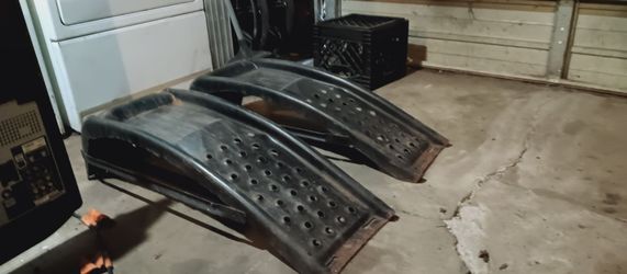 Metal car ramps /pick up only