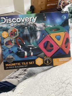 New Discovery 24 Piece Building Kit