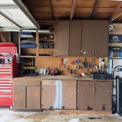 Garage Cabinets  *FREE*