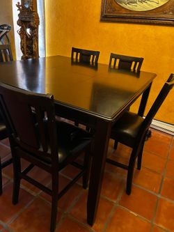 Dining table