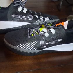 Kyress Bakset Ball Shoes 