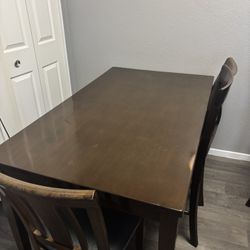 Dining Table With 3 Chairs 