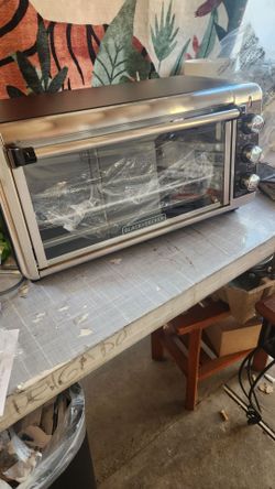 Black + Decker Extra-Wide Toaster Oven Stainless Steel