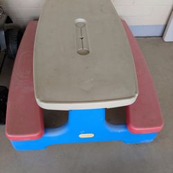 Little Tikes Picnic Table