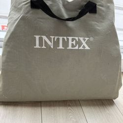 Queen Intex Air Mattresss