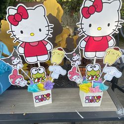 Hello Kitty Centerpieces / Centro De Mesa 