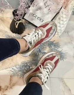 Size 5 Women’s