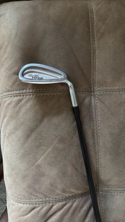 Viper RH pitching wedge