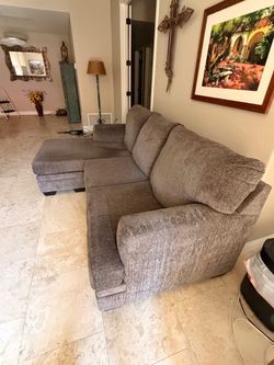 Gray Fabric Sectional Sofa with Chaise