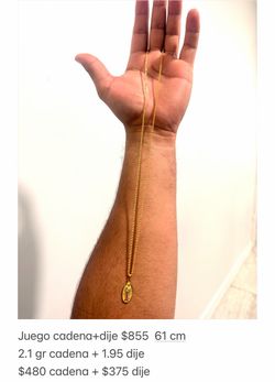 Gold  Chain Necklace with  Pendant