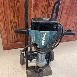 Makita Jack Hammer