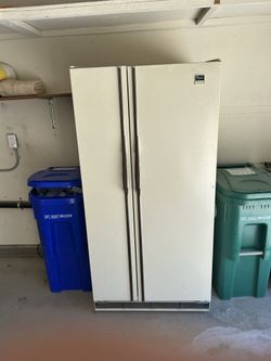 Fridge And Freezer Working Perfect (regular Size Fridge) 