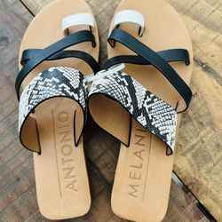 New Antonio Melani Flat Sandal Black & Snakeskin Embossed Leather Slip Size 6