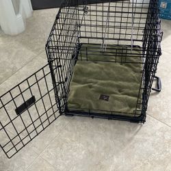 Collapsible Small Dog Crate