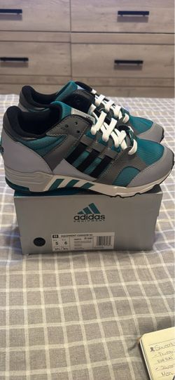 Adidas unisex