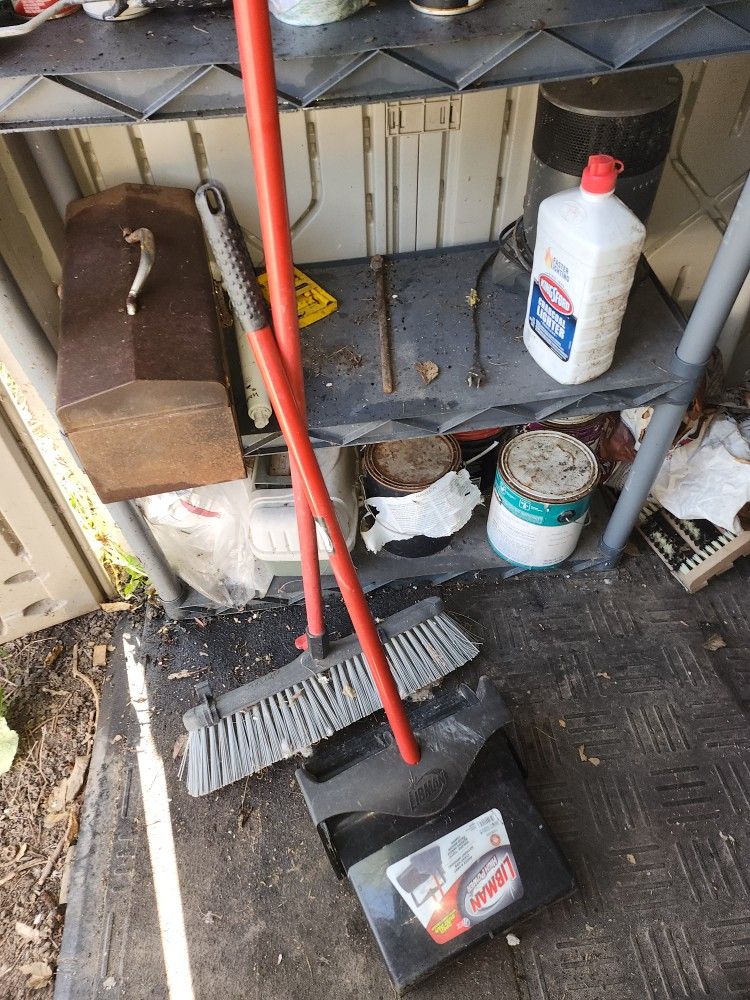 Heavy Duty Broom And Dustpan 