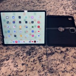 iPad Pro 12.9 6th Generation 256 GB