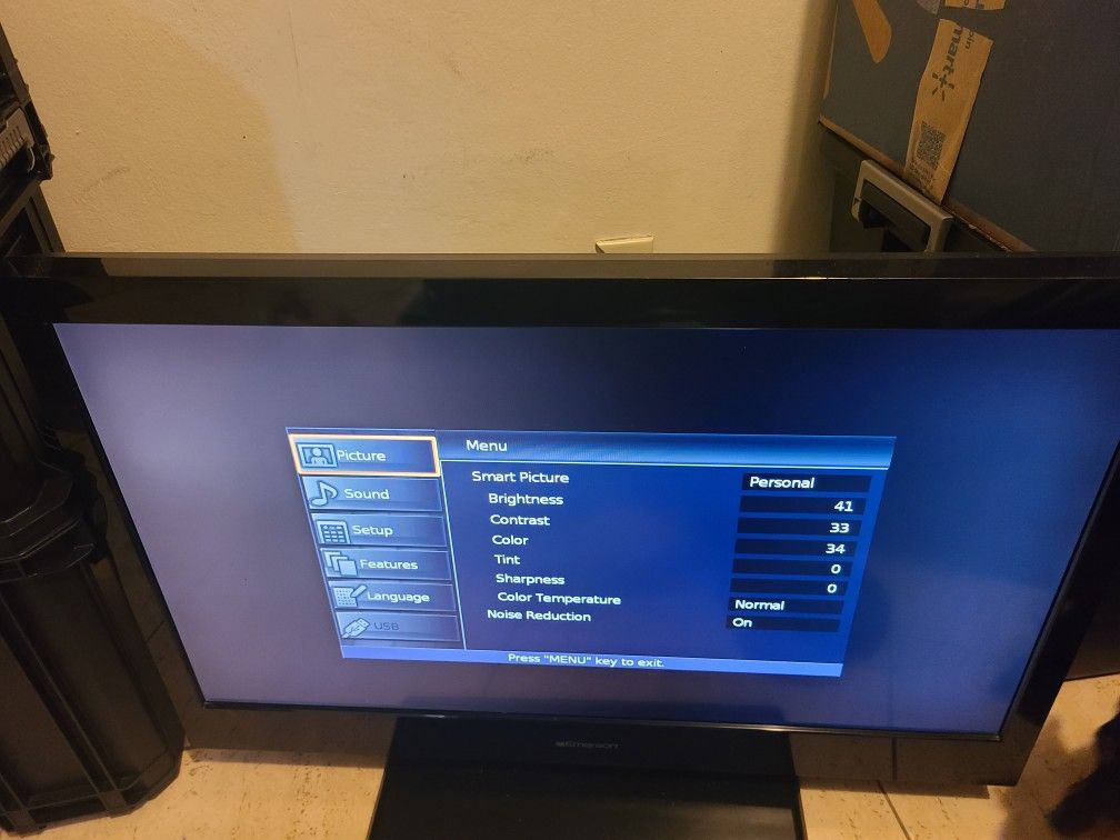 Emerson 40" Inch TV 