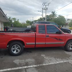 Chevy S-10 Pickup 